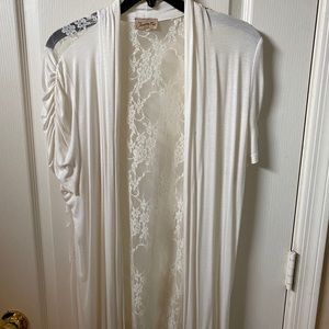 Cute back lace cardigan